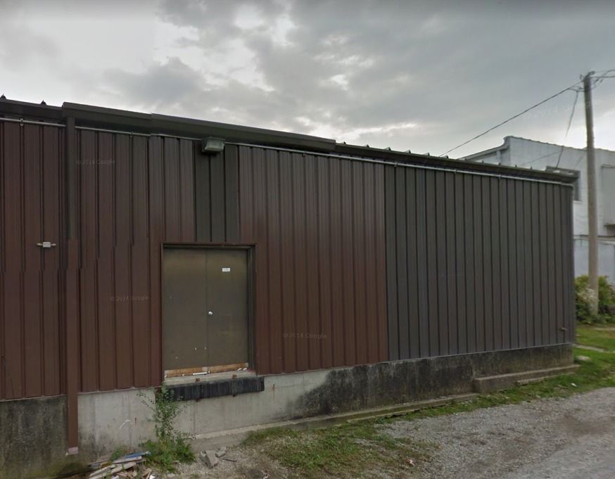 Leon Retail Center: 108 NE 3rd St, Leon, IA 50144